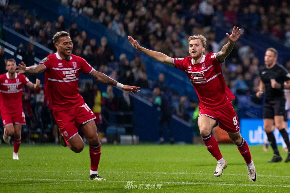 到中场休息 到中场休息